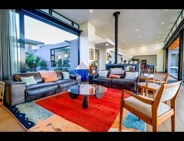 4 BEDROOM HOUSE FOR SALE IN COPPERLEAF ESTATE